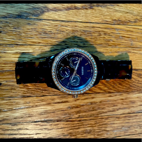 Fossil tortoise shell resin watch. - Picture 1 of 3